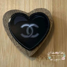 Load image into Gallery viewer, CiCi Black Heart Glitter Flatback Glitter Flatback
