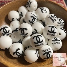 Load image into Gallery viewer, Cici Black &amp; White 15Mm Round Focal Beads
