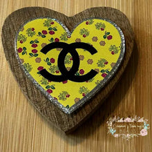 Load image into Gallery viewer, CiCi Floral Heart Glitter Flatback Glitter Flatback
