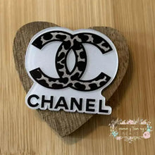 Load image into Gallery viewer, CiCi Leopard Glitter Flatback Flatback
