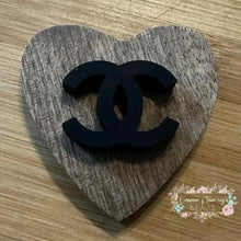 Load image into Gallery viewer, CiCi Silicone Focal Bead - Black Focal
