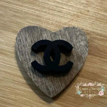 Load image into Gallery viewer, CiCi Silicone Focal Bead - Black Focal
