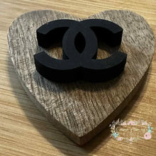 Load image into Gallery viewer, CiCi Silicone Focal Bead - Black Focal
