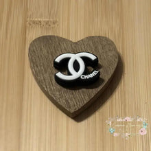 Load image into Gallery viewer, CiCi Black &amp; White Letters Silicone Focal Beads Silicone Focal Bead
