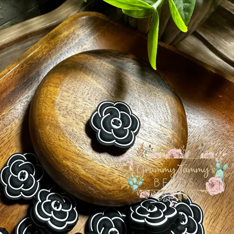 Cici New Black Flower Silicone Focal Bead