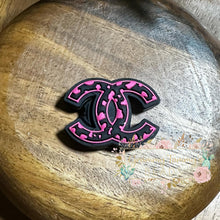 Load image into Gallery viewer, Cici Pink &amp; Black Cow Hyde Silicone Focal Bead Beads
