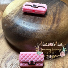 Load image into Gallery viewer, Cici Pink &amp; Black Purse Silicone Focal Bead Beads
