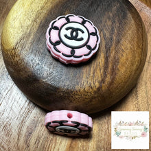 Load image into Gallery viewer, Cici Pink Floral Silicone Focal Bead Beads
