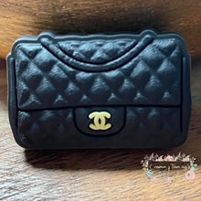 Load image into Gallery viewer, Cici Black Purse Silicone Focal Bead Beads
