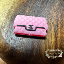 Load image into Gallery viewer, Cici Pink &amp; Black Purse Silicone Focal Bead Beads
