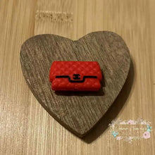 Load image into Gallery viewer, CiCi Red &amp; Black Purse Silicone Focal Bead Focal Beads
