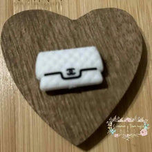 Load image into Gallery viewer, CiCi White with Black Purse Silicone Focal Bead Focal Beads
