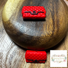 Load image into Gallery viewer, Cici Red &amp; Black Purse Silicone Focal Bead Beads
