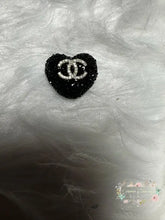 Load image into Gallery viewer, Rhinestone Heart Cici Acrylic Beads - Black Fancy
