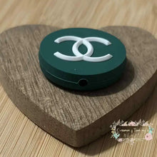 Load image into Gallery viewer, CiCi Round Green &amp; White Silicone Focal Bead Silicone Focal Bead

