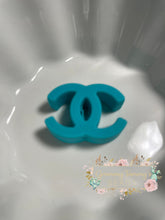 Load image into Gallery viewer, Cici Silicone Beads Turquoise Focal
