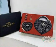 Load image into Gallery viewer, Classic Heart Style Fashion Logo 5 piece Set Black Gift Set
