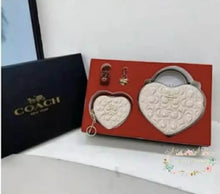 Load image into Gallery viewer, Classic Heart Style Fashion Logo 5 piece Set Tan Gift Set
