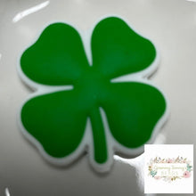 Load image into Gallery viewer, Focal - 4 Leaf Clover Focal
