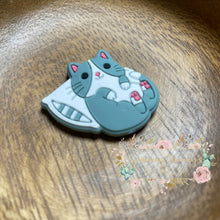 Load image into Gallery viewer, Comfy Cat Silicone Focal Bead Beads
