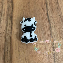 Load image into Gallery viewer, Cute Cow - Silicone Focal Bead
