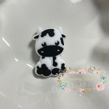 Load image into Gallery viewer, Focal - Cute Cow Silicone Bead
