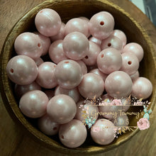 Load image into Gallery viewer, Crepe Pearl 15Mm Silicone Bead
