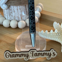 Load image into Gallery viewer, LoVe Beadable Pen - Black &amp; White
