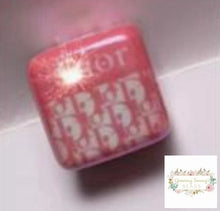 Load image into Gallery viewer, DiDi Pink Square 16mm Acrylic Beads - 5 Count 16mm Square Designer Inspired Beads

