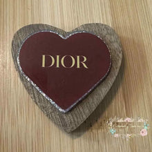 Load image into Gallery viewer, DiDi Red Heart Glittery Flatback Glitter Flatback
