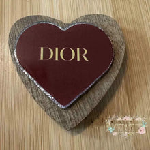 Load image into Gallery viewer, DiDi Red Heart Glittery Flatback Glitter Flatback
