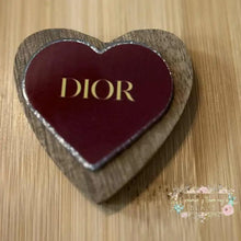 Load image into Gallery viewer, DiDi Red Heart Glittery Flatback Glitter Flatback
