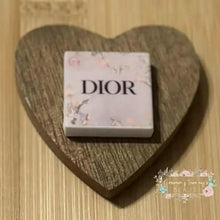 Load image into Gallery viewer, DiDi Pink Floral Square Silicone Bead Silicone Square Bead
