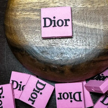 Load image into Gallery viewer, Dd Pink Square Silicone Focal Bead
