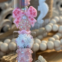 Load image into Gallery viewer, LoVe Ready Made Pen - Pink Ribbon
