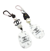 Load image into Gallery viewer, SAMPLE KEYCHAIN (NOT INCLUDED)
