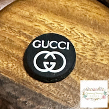 Load image into Gallery viewer, Gigi B&amp;W Round Silicone Focal Beads - 1 Count Bead
