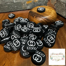 Load image into Gallery viewer, Gigi B&amp;W Round Silicone Focal Beads - 1 Count Bead
