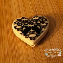 Load image into Gallery viewer, GiGi Mouse Heart Silicone Focal Bead Silicone Focal Bead
