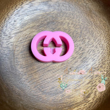 Load image into Gallery viewer, Gigi Pink Silicone Focal Bead Beads
