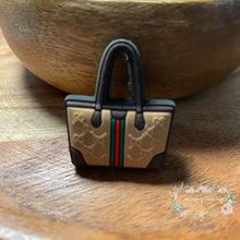 Load image into Gallery viewer, Tan G Purse Silicone Focal Bead Beads
