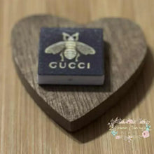 Load image into Gallery viewer, GiGi Large Bee Silicone Focal Bead Silicone Square Bead
