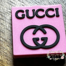Load image into Gallery viewer, Pink Gigi Silicone Focal Bead Beads
