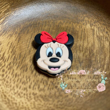 Load image into Gallery viewer, Girl Mouse Silicone Focal Bead Beads
