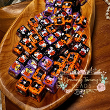 Load image into Gallery viewer, Halloween 16Mm Square Beads - 6 Count
