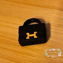 Load image into Gallery viewer, Herms Purse - Black Silicone Focal Bead
