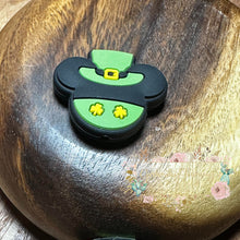 Load image into Gallery viewer, Irish Mouse Silicone Focal Bead Beads
