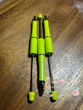 Load image into Gallery viewer, Jaunty Green Beadable Pen
