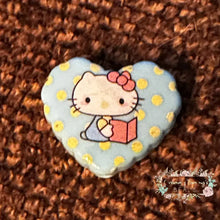 Load image into Gallery viewer, Kitty Acrylic Hearts - Assorted Colors Available - 1 Count Acrylic Heart Beads
