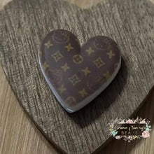 Load image into Gallery viewer, LoVe Kitty Brown Heart Silicone Focal Bead Silicone Focal Bead
